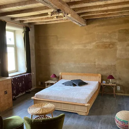 La Cure De * Noduwez