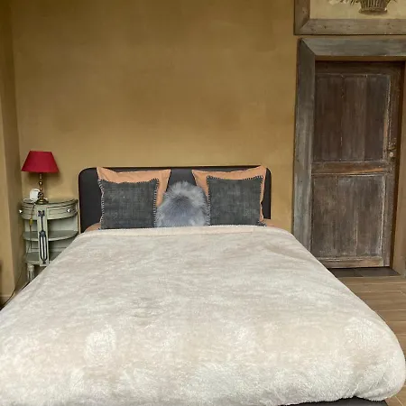 La Cure De * Noduwez