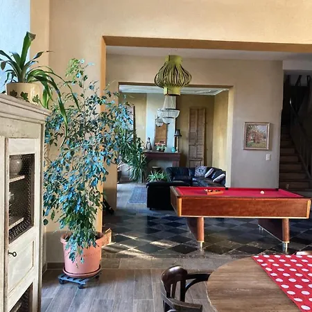 La Cure De * Noduwez