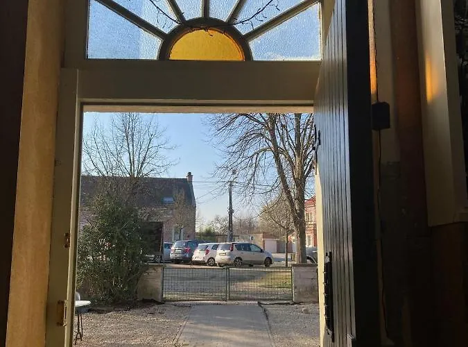 Hébergement de vacances La Cure De *