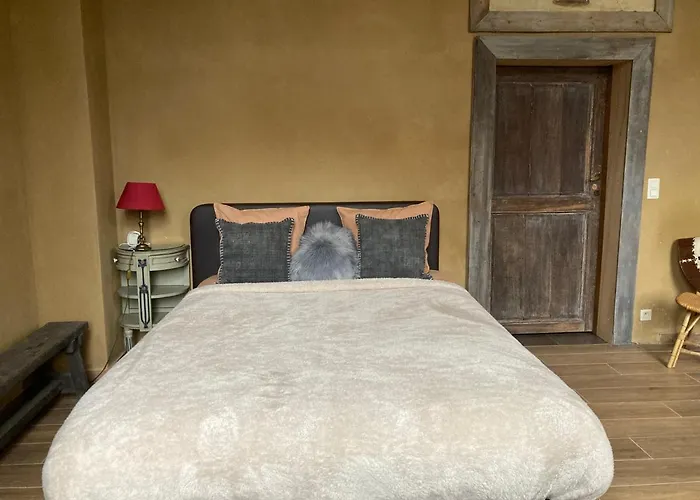 La Cure De * Noduwez