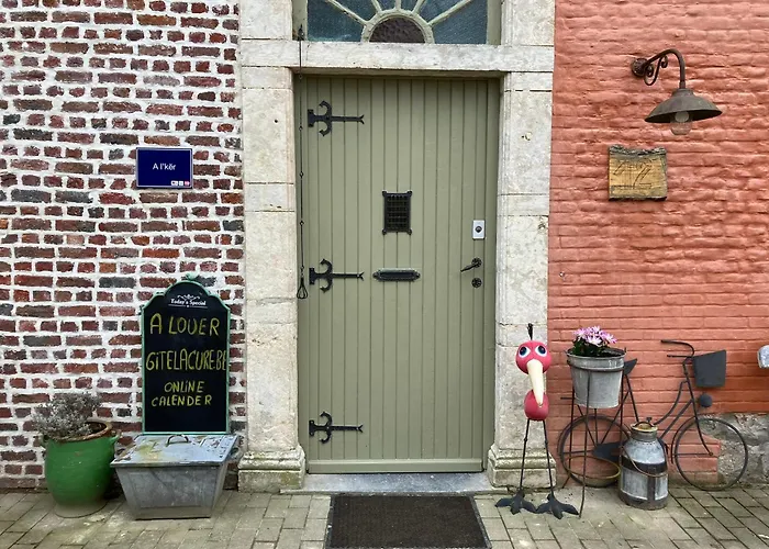 La Cure De * Noduwez